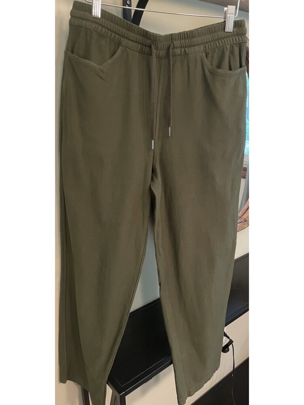 Women’s Athleta Farallon Pants Aspen Olive Green Size Small